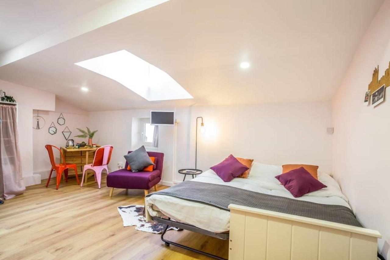 Appartamento Charming Little Next In Vieux-Lyon By Guestready Esterno foto