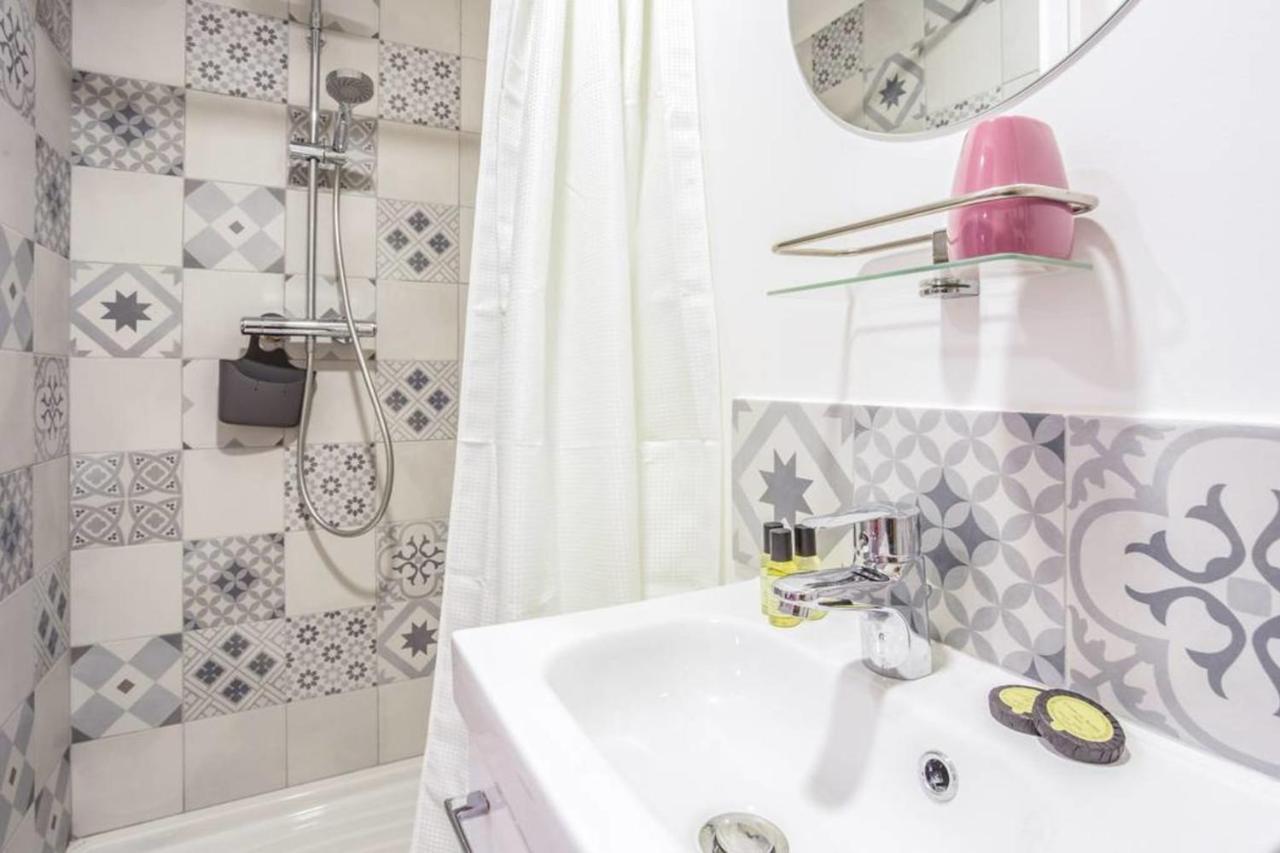 Appartamento Charming Little Next In Vieux-Lyon By Guestready Esterno foto