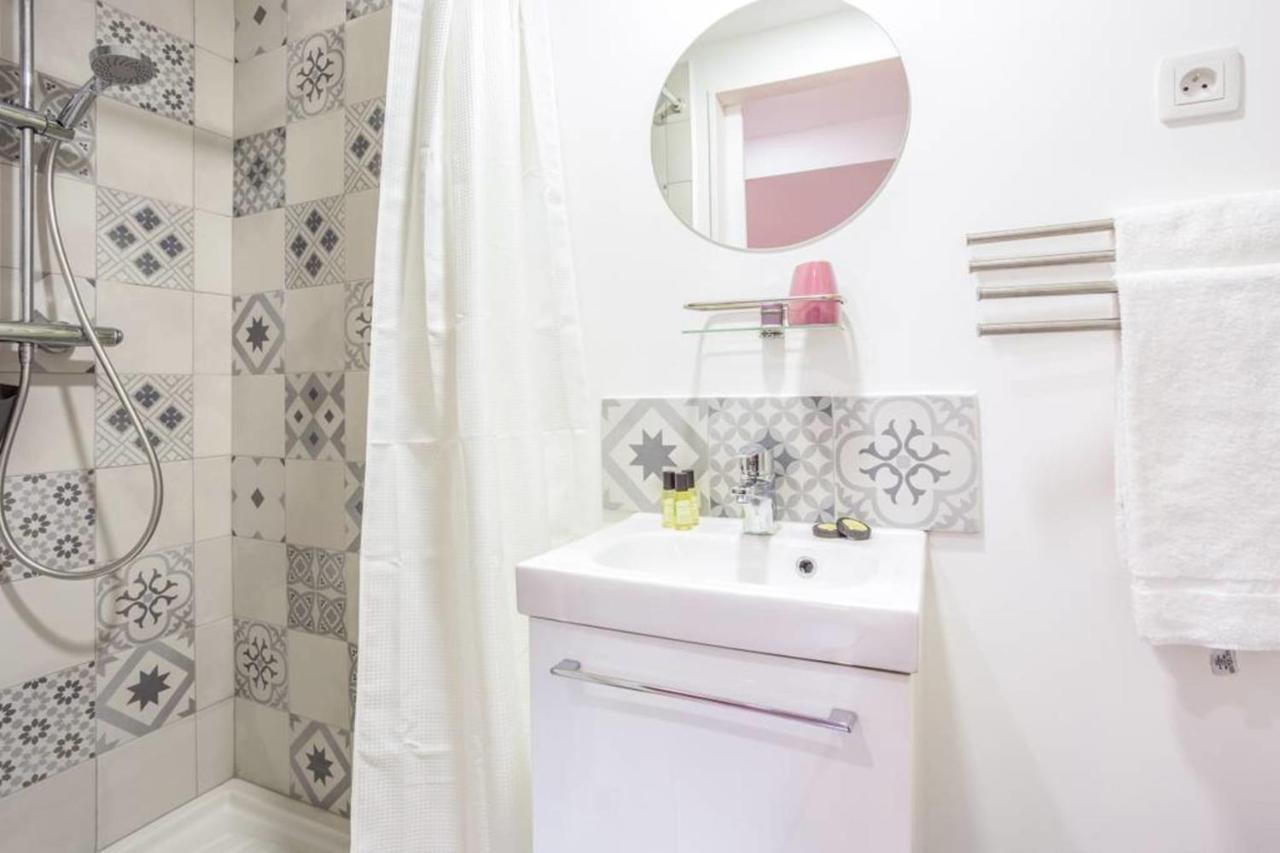 Appartamento Charming Little Next In Vieux-Lyon By Guestready Esterno foto