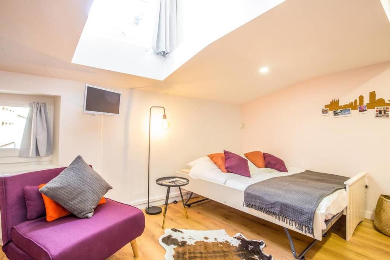 Appartamento Charming Little Next In Vieux-Lyon By Guestready Esterno foto